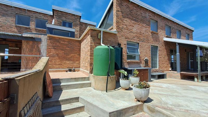 4 Bedroom Property for Sale in Jongensfontein Western Cape